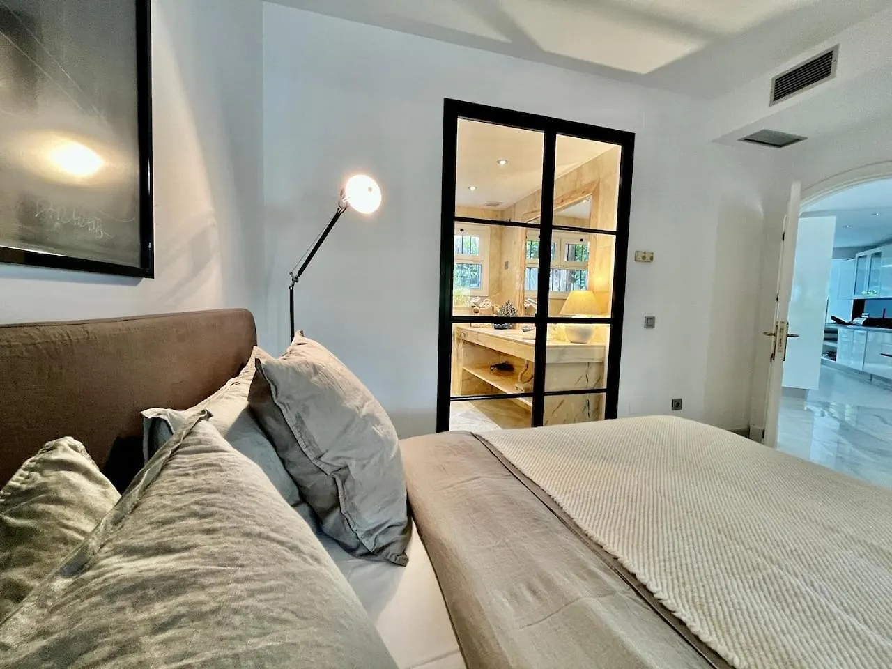 Cozy Townhouse With Sea View Villa Marbella