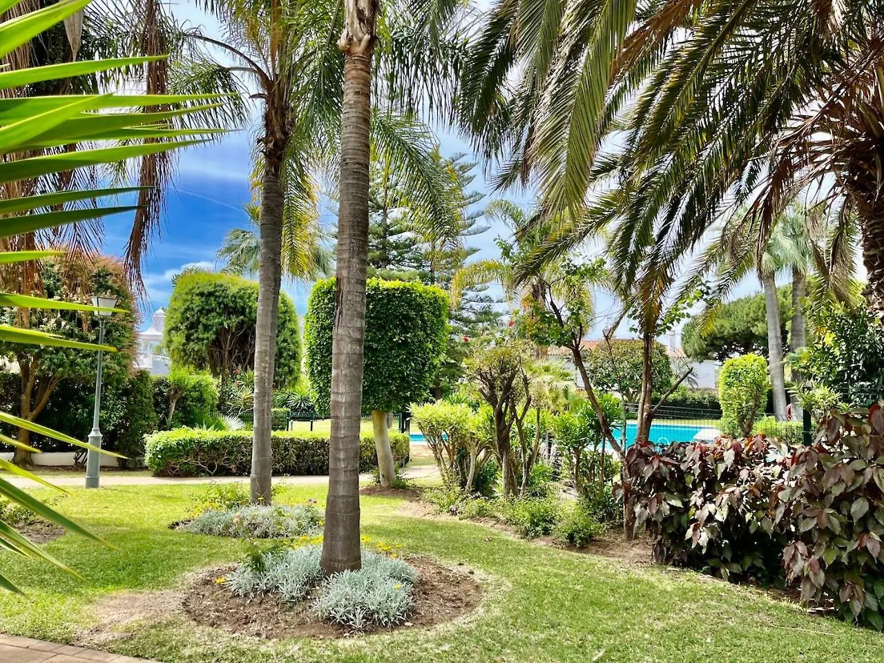 Cozy Townhouse With Sea View Villa Marbella